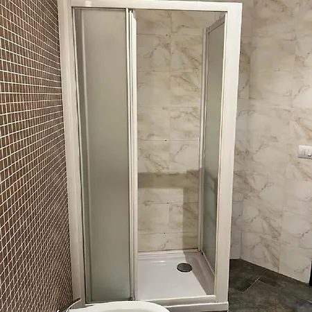 Lägenhetshotell Bnbook Matteotti Novara