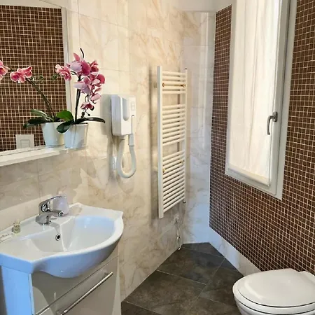 Bnbook Matteotti Апарт-отель 4*