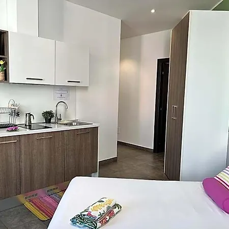 Bnbook Matteotti 4* נוברה